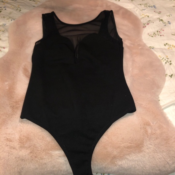 Brand New Lulus Black bodysuit 🖤 - Picture 4 of 4
